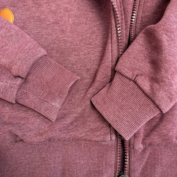 Wanakome Sweatshirt size small - Picture 11 of 12